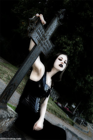 Erica___Cross_by_swedengoth.jpg